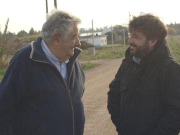 Jos&eacute; Mujica y Jordi &Eacute;vole en 'Salvados'