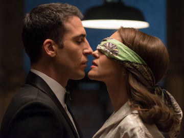 Alberto y Ana dan rienda suelta a su amor en la tercera temporada de Velvet