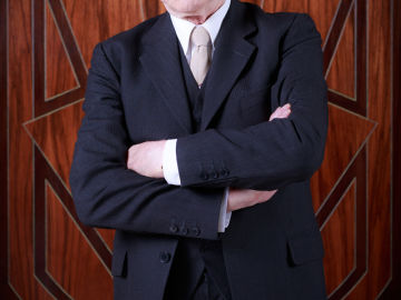 Jos&eacute; Sacrist&aacute;n interpreta a uno de los personajes m&aacute;s entra&ntilde;ables de 'Velvet', Don Emilio