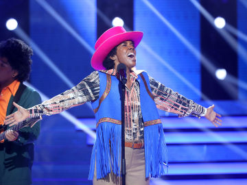 Beatriz Luego se convierte en Michael Jackson para 'TCMS 5'