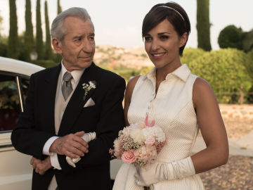Ana vestida de blanco para su boda con Alberto en 'Velvet'