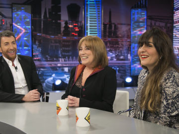 Carmen Maura y Candela Pe&ntilde;a, con Pablo Motos