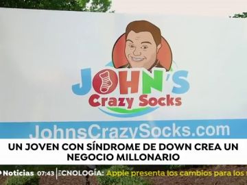 Un joven con síndrome de Down se convierte en millonario gracias a "calcetines locos"