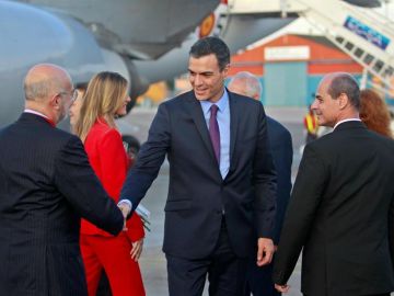 Pedro Sánchez, a su llegada a Cuba. 