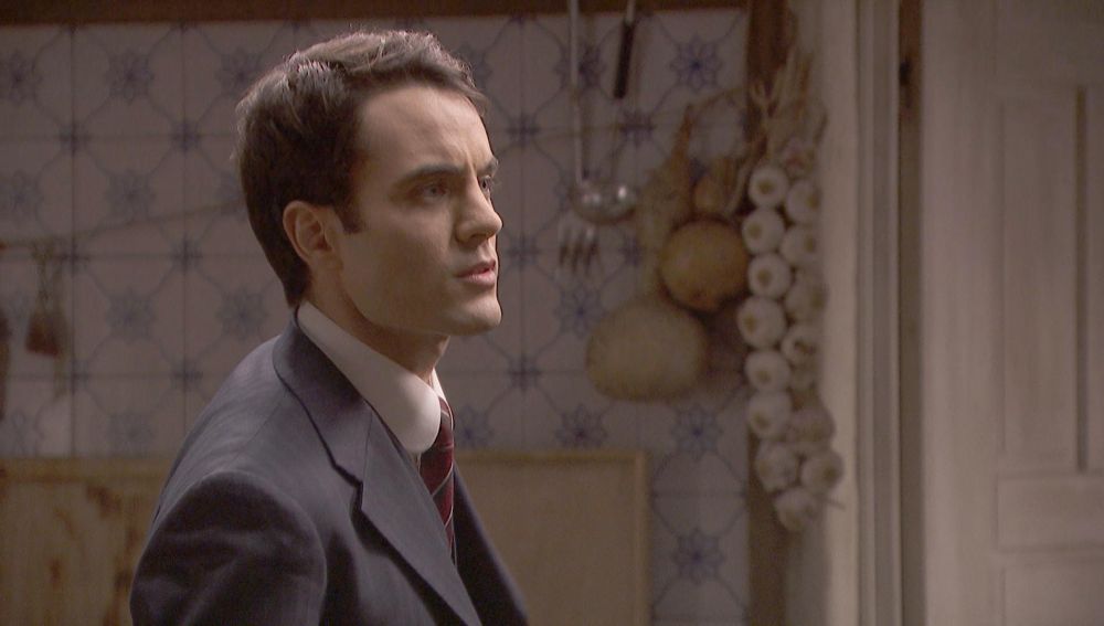 Alessandro Bruni es Álvaro Fernández