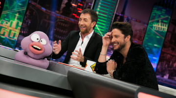 VÍDEO: Petancas y Barrancas "trolean" a Manuel Carrasco en 'El Hormiguero 3.0' VÍDEO: Petancas y Barrancas "trolean" a Manuel Carrasco en 'El Hormiguero 3.0'