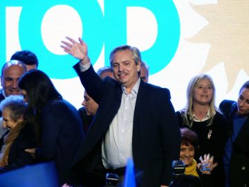 Alberto Fernández celebra el triunfo en las primarias de Argentina