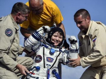 Anne McClain, la astronauta que podría haber cometido el primer delito desde el espacio