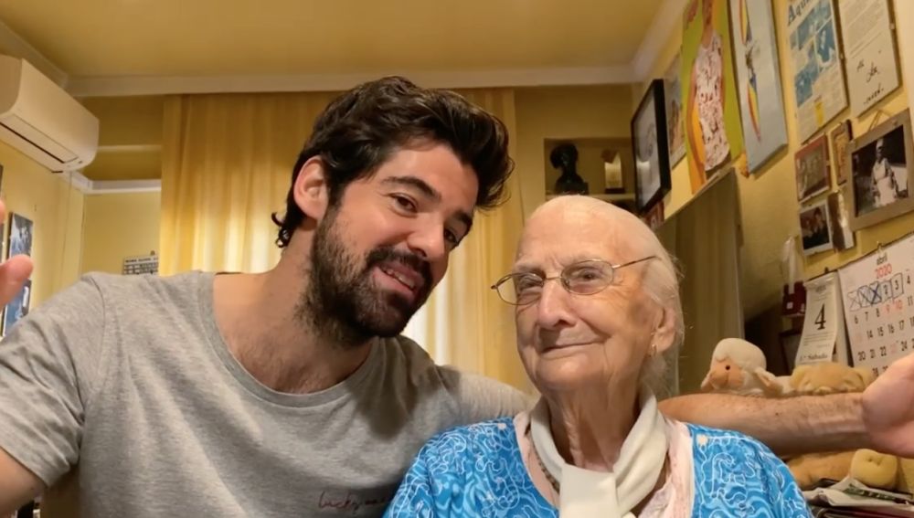'Cuarentata': los divertidos vídeos de Miguel Ángel Muñoz con su abuela de 95 años 