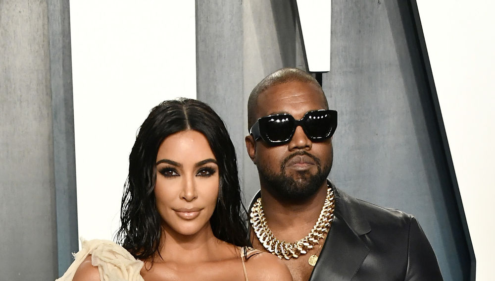 Kanye West carga contra Kim Kardashian y Kris Jenner
