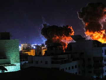 Imagen de una explosión en la Franja de Gaza tras los bombardeos de Israel (Archivo)
