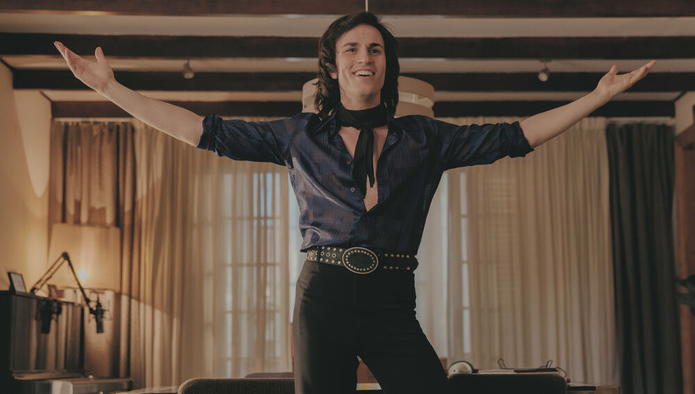 Camilo Superstar - Capítulo 1: Se acabó la España en blanco y negro