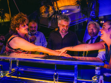 Un nuevo amanecer - Temporada 1 - Capítulo 3: Yo estoy de las normas hasta el chirri Un nuevo amanecer - Temporada 1 - Capítulo 3: Yo estoy de las normas hasta el chirri