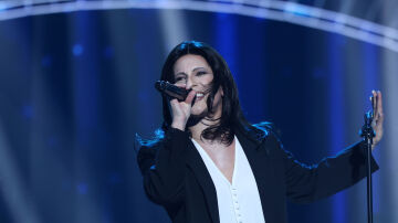 Julia Medina gana la primera gala de 'Tu cara me suena' con su imitación de Laura Pausini