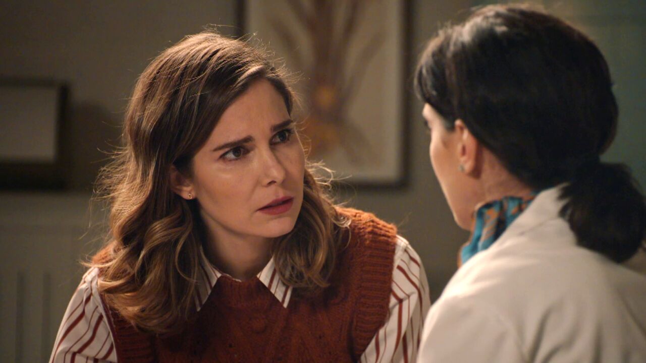 Begoña descubre que Jesús no es el padre de Julia en 'Sueños de libertad'