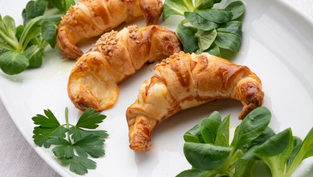Mini-croissant de jamón y queso, de Arguiñano: "Aquí tienes un entrante facilísimo para un día de fiesta"
