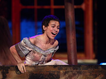 Piel de gallina: Melani emociona como Anne Hathaway con una desgarradora interpretación de ‘I Dreamed a Dream’ de Los Miserables 