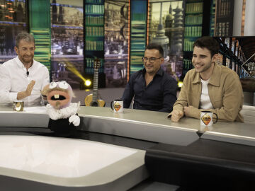 Alejandro Amenábar se broma de los fallos de Julio Peña en el juego de las hormigas: “Es que lo tomo muy en serio” 