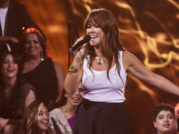 Vanesa Martín hace historia en La Voz: inaugura La Gran Batalla cantando con todos los talents Vanesa Martín hace historia en La Voz: inaugura La Gran Batalla cantando con todos los talents