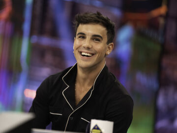 La confesión de Óscar Casas en El Hormiguero: "He robado por amor" La confesión de Óscar Casas en El Hormiguero: "He robado por amor"