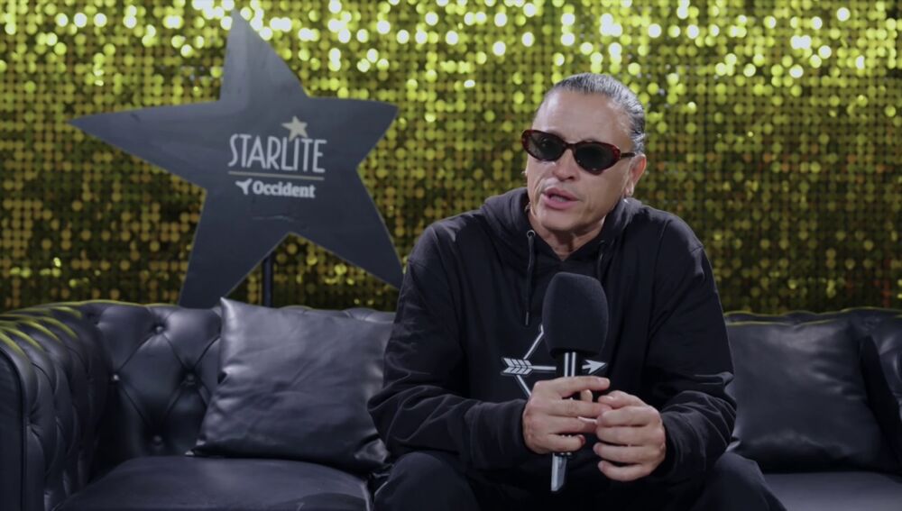 Elvis Crespo convierte 'Starlite' en un instrumento m&aacute;s de su espect&aacute;culo