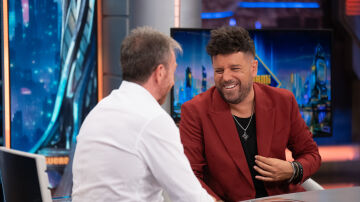 Nuevo disco, anécdotas, y música en directo: así ha sido la visita de Pablo López en 'El Hormiguero' Nuevo disco, anécdotas, y música en directo: así ha sido la visita de Pablo López en 'El Hormiguero'