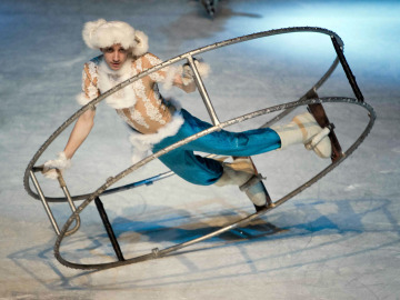 Un patinador del Circo de Moscú