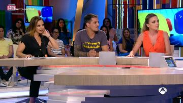 Las nuevas formas de ligar, con 'Zapeando' en la calle Las nuevas formas de ligar, con 'Zapeando' en la calle
