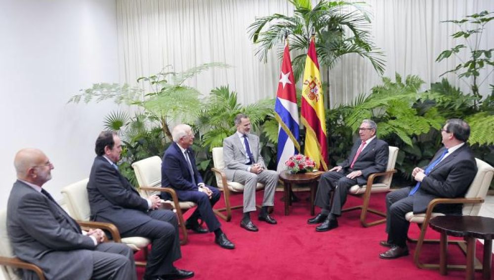 Felipe VI se reúne con Raúl Castro antes de marcharse de Cuba