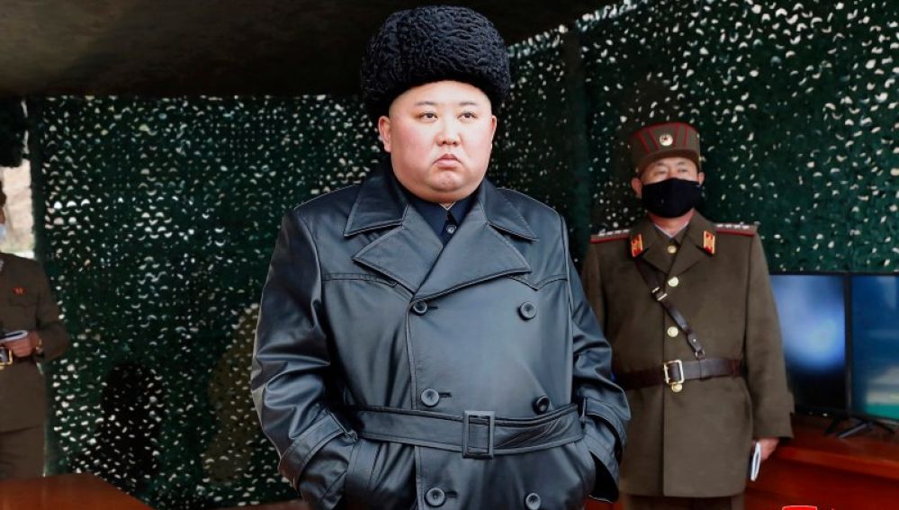Foto de Kim Jong-Un compartida con los medios por KCNA