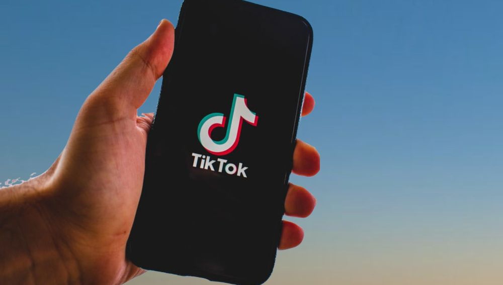Tik Tok desbanca a Facebook y se convierte en la aplicación más descargada del mundo 