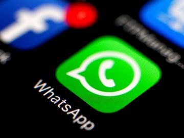 Facebook reestablece servicio de whatsapp