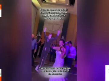 La solución de una novia cuando su prometido dio positivo en COVID tres días antes de la boda 