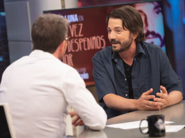 ¿Puede una pareja ser buenos amigos después de una relación? Diego Luna responde en 'El Hormiguero 3.0'