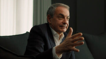 Lo de Evole - Zapatero desvela el día en el que Juan Carlos I "dio un puñetazo" en la espalda a Chávez