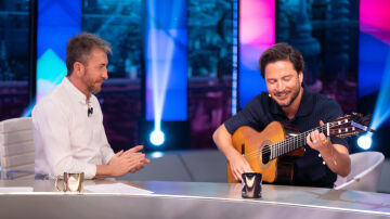 Manuel Carrasco cautiva en El Hormiguero cantando, en directo, un avance de su próximo single