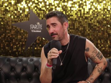 Alex Ubago celebra 25 años de música en el último programa de esta temporada de 'Starlite' 