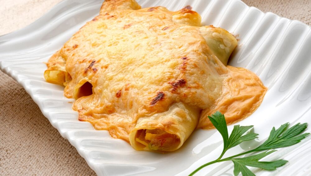 Karlos Argui&ntilde;ano: receta f&aacute;cil de canelones de pollo, panceta y calabac&iacute;n