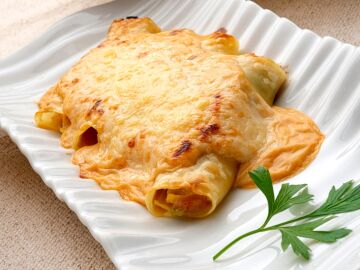 Karlos Arguiñano: receta fácil de canelones de pollo, panceta y calabacín