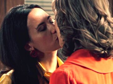 La química entre #Marloe se desata: ¡Cloe se lanza y besa a Marta! La química entre #Marloe se desata: ¡Cloe se lanza y besa a Marta!